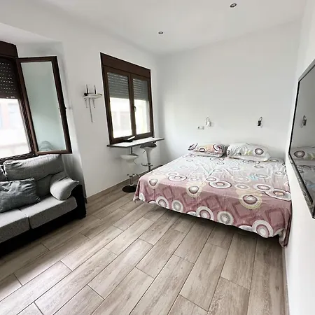 Adorable Urban Suites Las Palmas de Gran Canaria Room photo