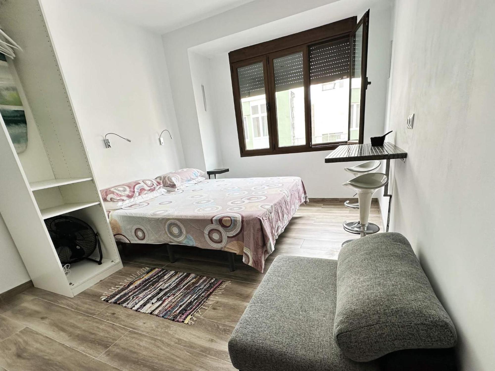 Adorable Urban Apartment *